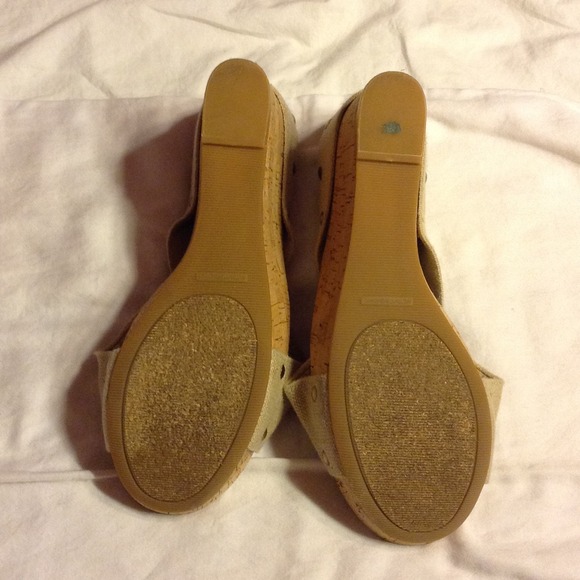 Lucky Brand "Miller" Wedges Tan/Cork wedge 8.5 M - Picture 2 of 4