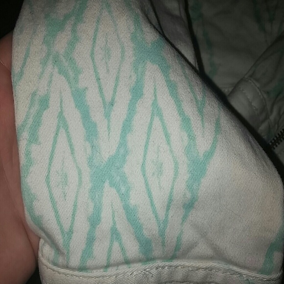 Zipper Jacket - Picture 2 of 3