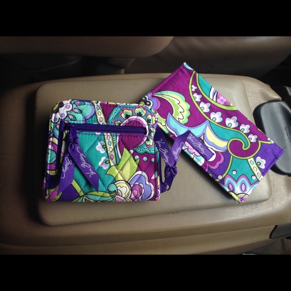 Vera Bradley Heather❌❌Sold❌❌ - Picture 1 of 2