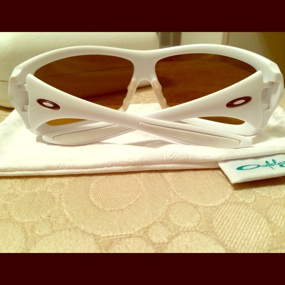 Oakley OO9092 Forsake sunglasses