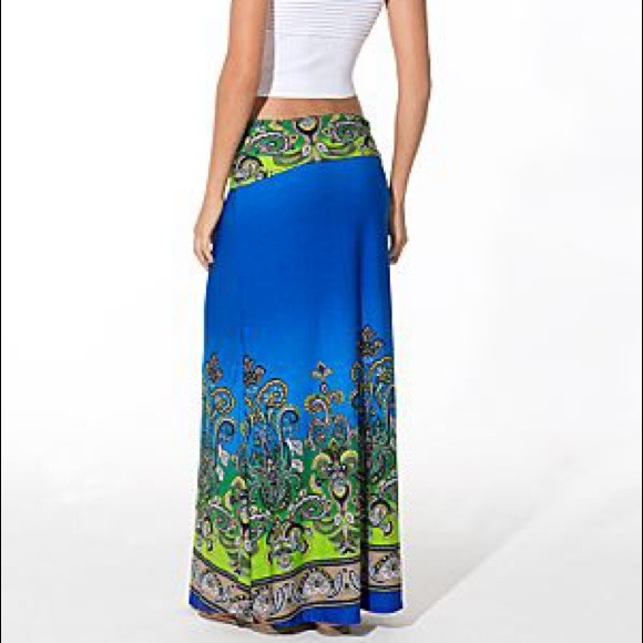 ❄️🎅🎄⛄️🎁HOLIDAY SALE🎁⛄️🎄🎅❄️ - Picture 2 of 3