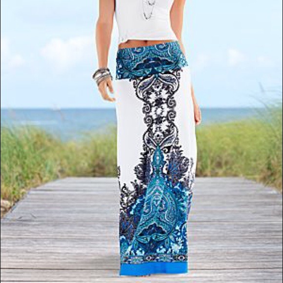 ❄️🎅🎄⛄️🎁HOLIDAY SALE🎁⛄️🎄🎅❄️ - Picture 3 of 3