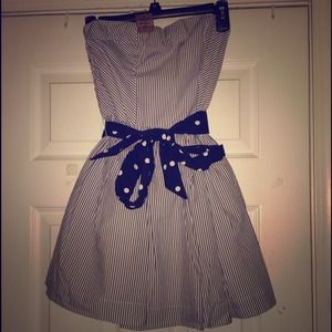 Abercrombie and Fitch brand new dress!