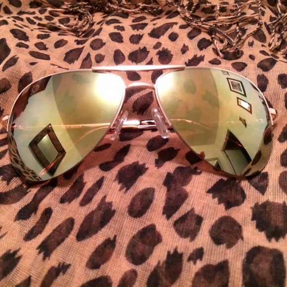 ❗️SOLD ❗️ - Picture 2 of 4