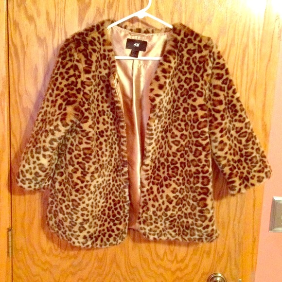 H&M Jackets & Blazers - H&M faux Fur coat