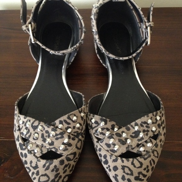 TOPSHOP studded leopard print pointy toe flats