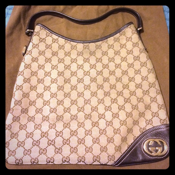 Gucci Monogramed Canvas Handbag- Authentic-Used