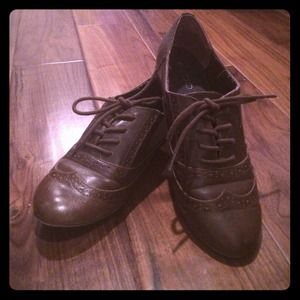 Aldo Chocolate Brown Leather Oxford Flats