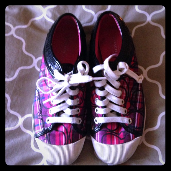 Bundle- Green Earrings & Coach Shoes