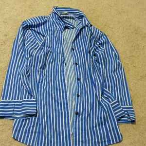 Cute button up shirt