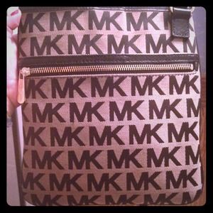Michael kors Cross body