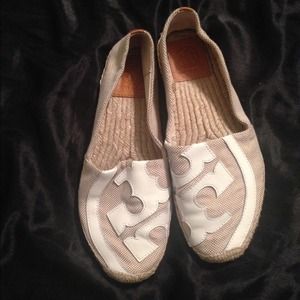 Authentic Tory Burch Lonnie Juke Logo Burlap Flats