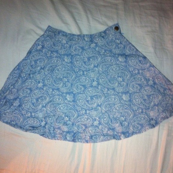 Misguided paisley print skirt