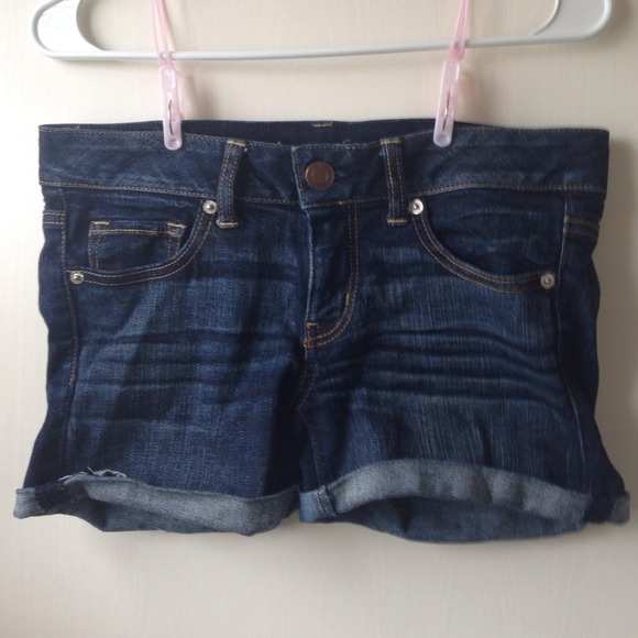 American Eagle Midi Length Jean Shorts sz 6 (27)