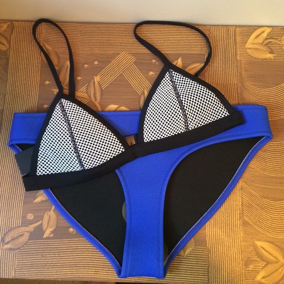 Bundle for @ariellafett