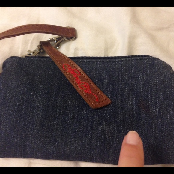 Ed Hardy Pouch - Picture 3 of 3