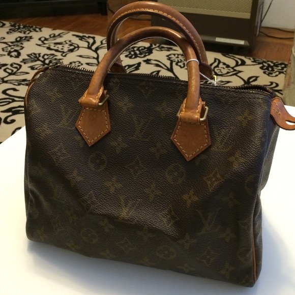 Louis Vuitton Handbags - Louis Vuitton Speedy 25