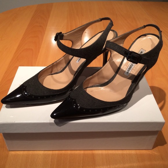 Manolo Blahnik Puricelli pump - Picture 1 of 3