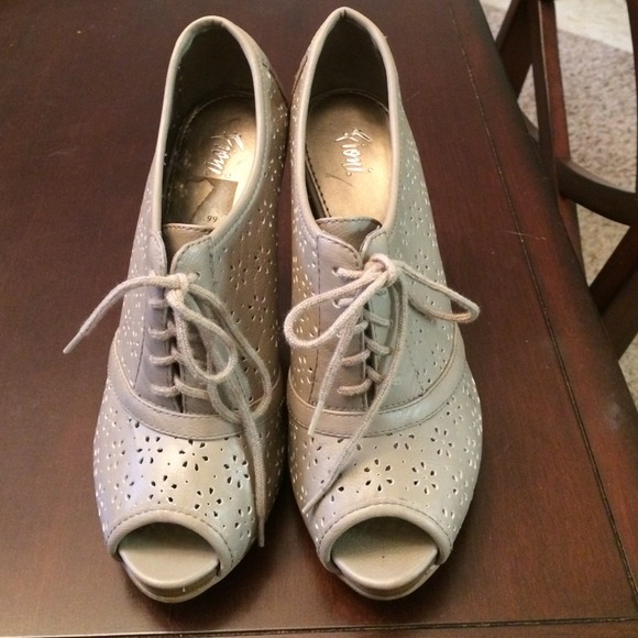 Boot heels - Picture 2 of 4