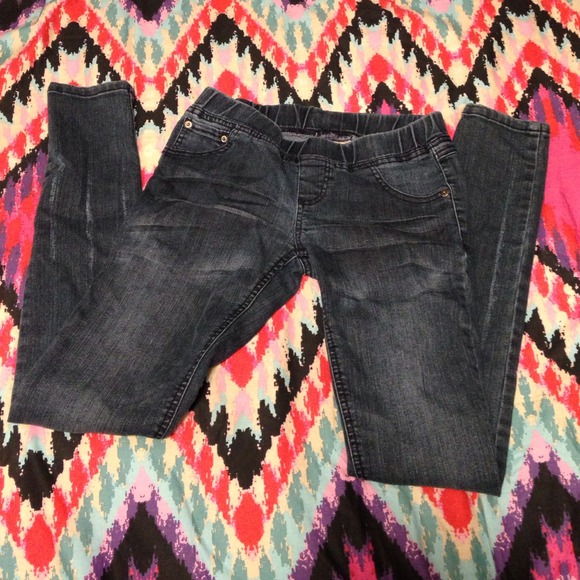 Jeggings really stretchy and so comfy!