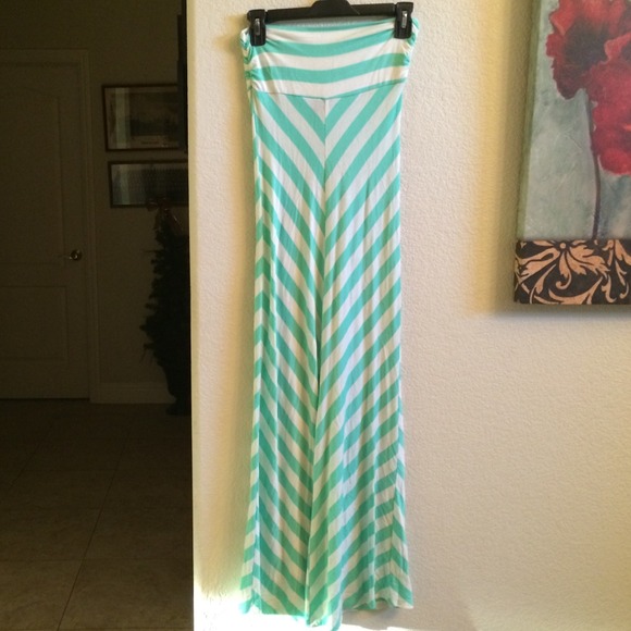 Maxi skirt