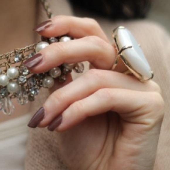 Kendra Scott Jewelry - Kendra Scott White Pearl Stone Gold Ring 7