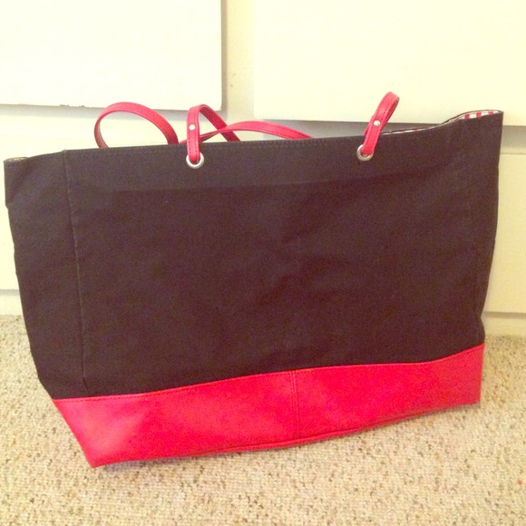 ❌SOLD❌ The Perfect Beach Bag