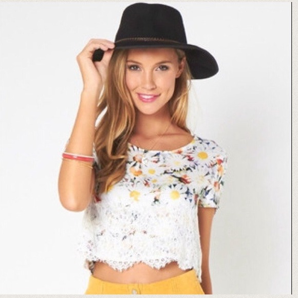 Minkpink Floral & Lace Crop Top NWT