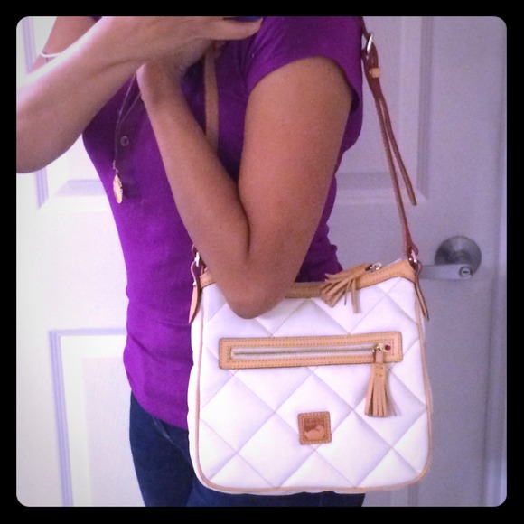 CUTE Dooney & Bourke Handbag - Spicy Collection!