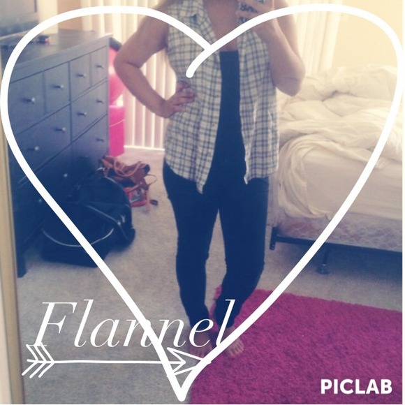 Tops - Flannel❗️SOLD❗️