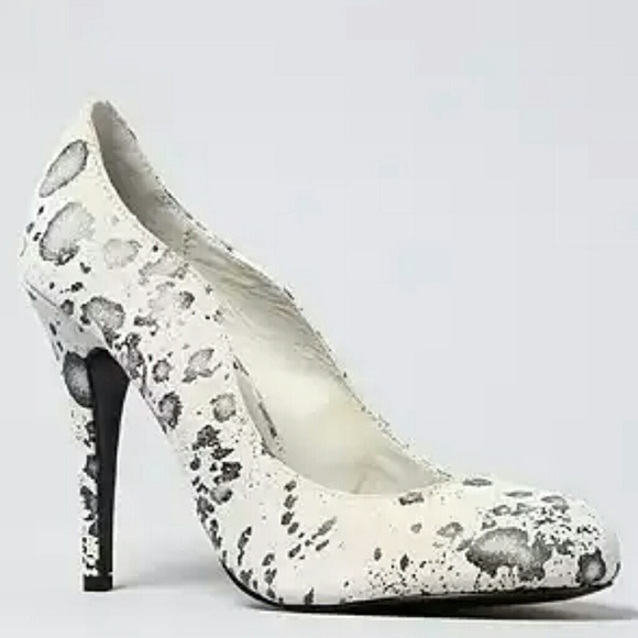 Kelsi Dagger Pumps Sz 8.5 - Picture 2 of 3