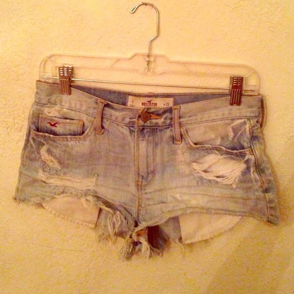 🚫SOLD🚫High Waisted Hollister Shorts