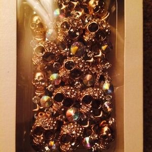iPhone 4/4s skull case