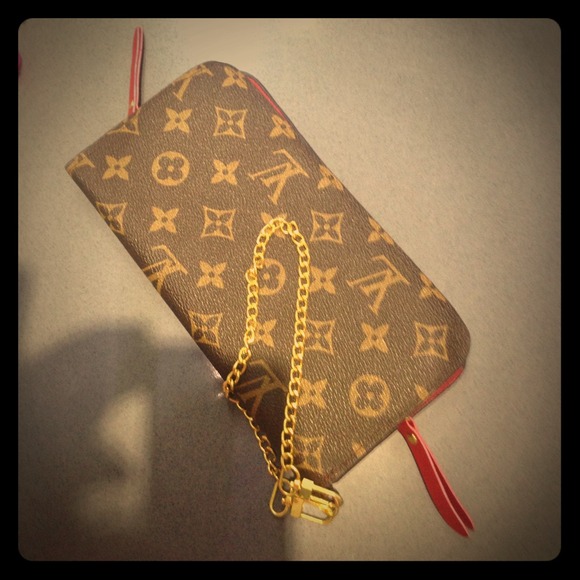 Beautiful wallet.