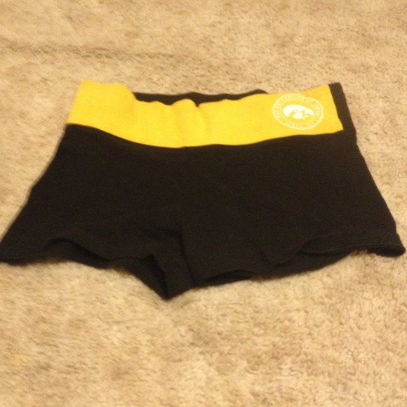 Yoga shorts