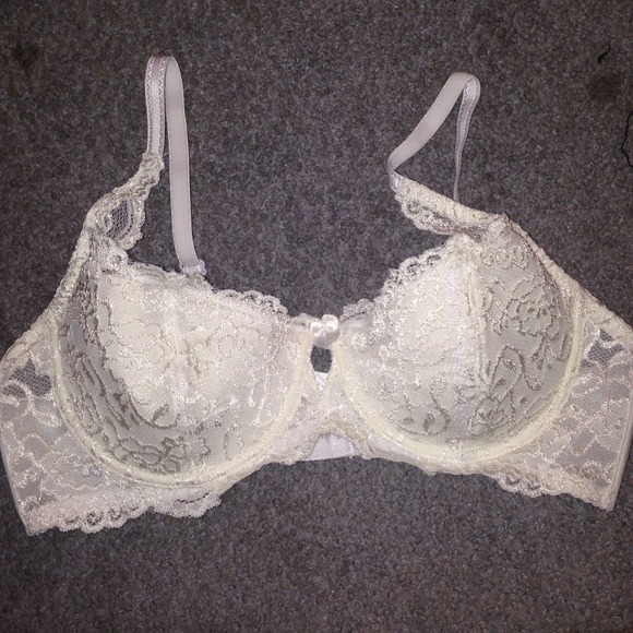 White laced pushup 34C Bra 6bra Bundle