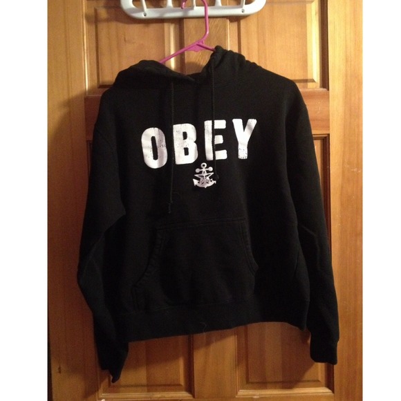 Black Obey Hoodie ⭐️NEED PURCHASED TONIGHT⭐️