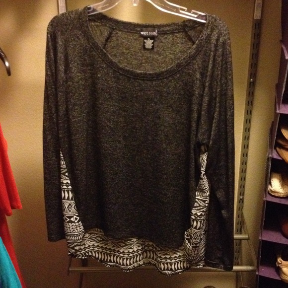 Bundle 4 sweaters😊😊