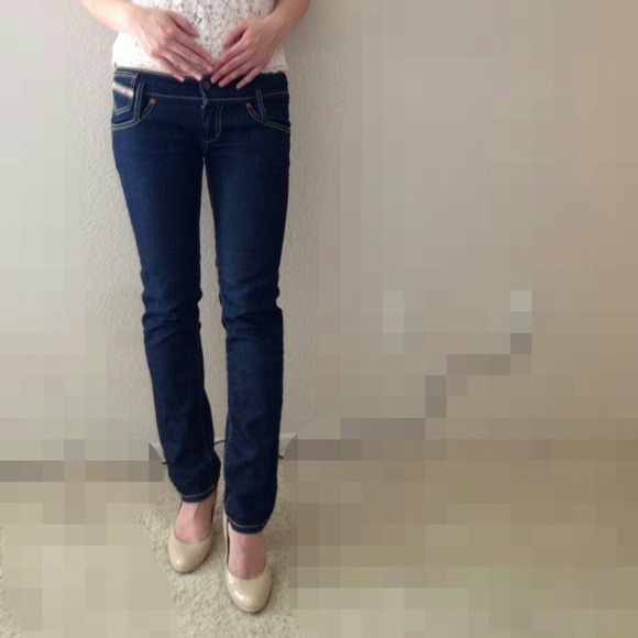 Claasic Denim. Fits every style.