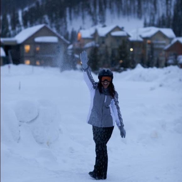 Meet your seller. - Picture 3 of 7