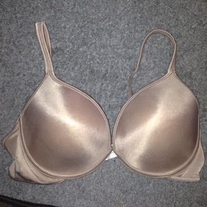 Light brown bra 36C