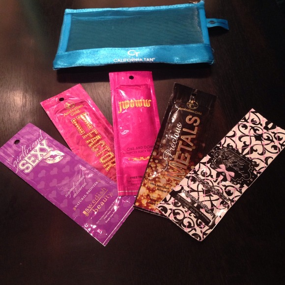 Assortment of tanning lotion packets with bag
