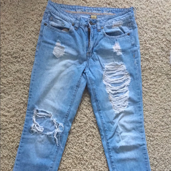 High waisted rip jeans "urban outfitters style"