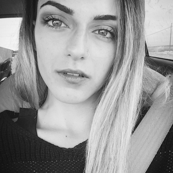 Meet your seller 🌻 ✌ 💖 TOP RATED SELLER - Picture 4 of 5