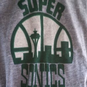 KIDS  Vintage Seattle Super Sonics T-shirt