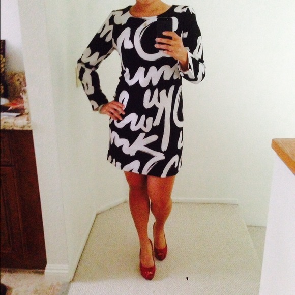 BUNDLED Graffiti Patterned Dress - Picture 2 of 3