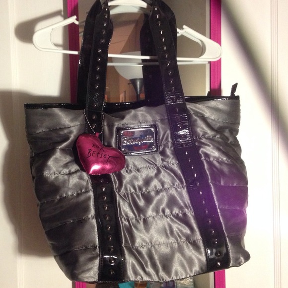XL Betseyville Bag