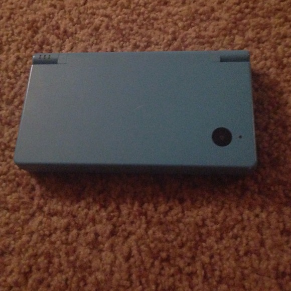 Fully functionally Blue Nintendo Dsi