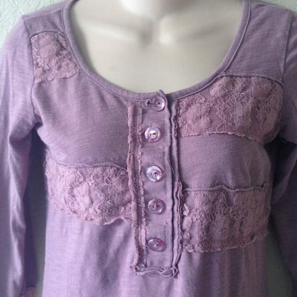 ✨ RXB Long Sleeve Button Down Blouse Top with Lace - Picture 2 of 6