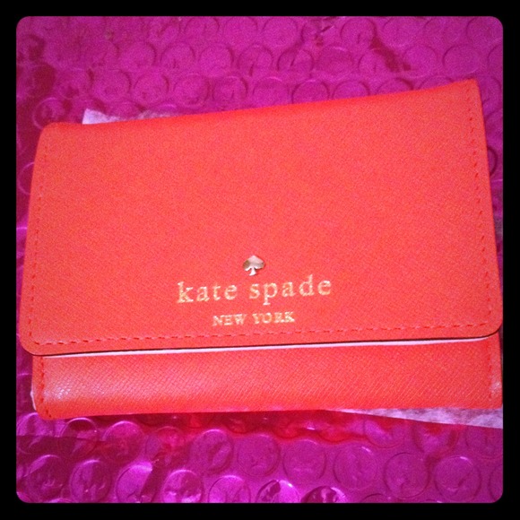 Kate Spade Mikas Darla - Flo Coral Saffiano Wallet
